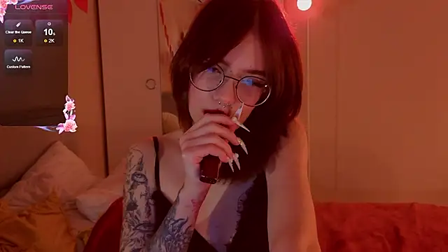 Marika Degas online show from 03-06-26, 01:40