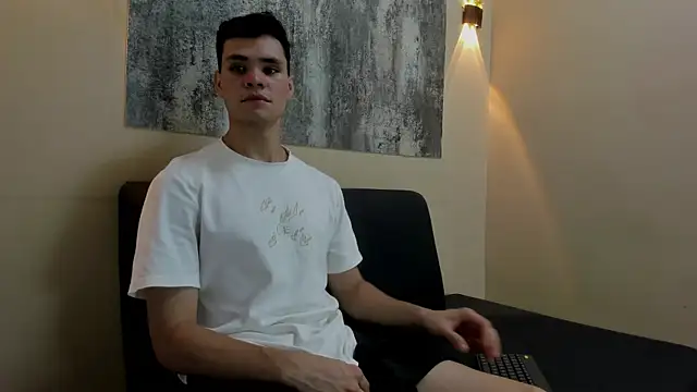 ZANE EVANS online show from 07-25-26, 12:47