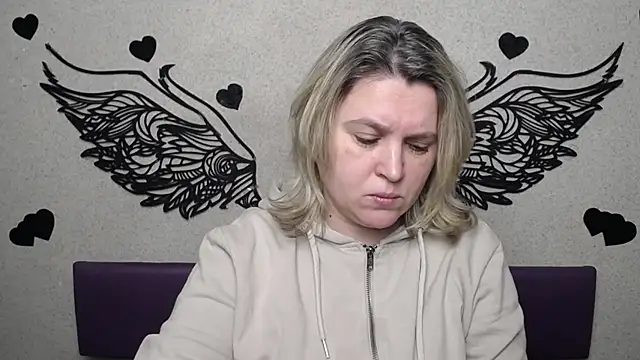 VickyRobins online show from 03-10-26, 07:02