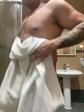 alexandeerr1986 online show from 04-20-26, 06:20