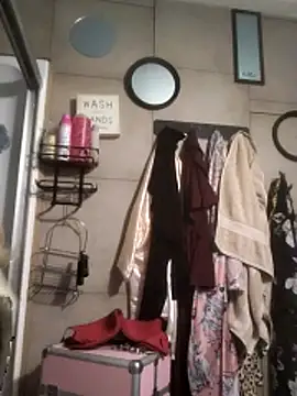 VelvetRae online show from 03-15-26, 07:47