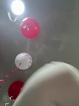   Nahomy online show from 03-05-26, 11:28