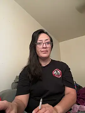 eleanorrox915 online show from 04-22-26, 12:57