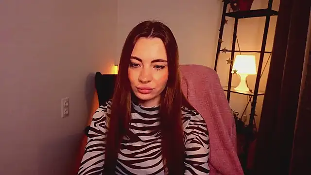 EmilyRidd online show from 04-06-26, 05:19