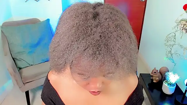 Mila Kuniss online show from 03-10-26, 02:11