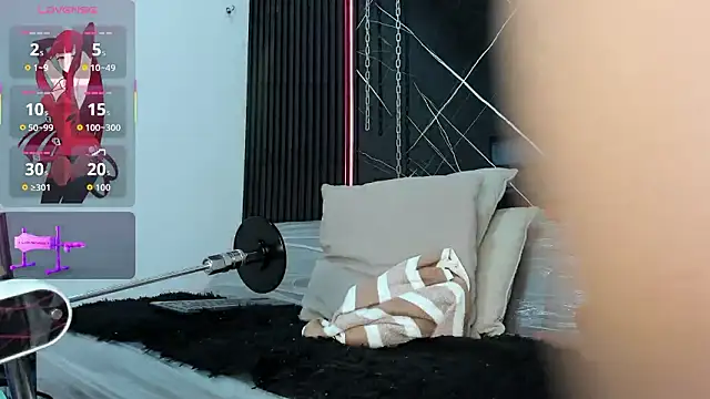 Megan Duskk online show from 03-23-26, 01:15