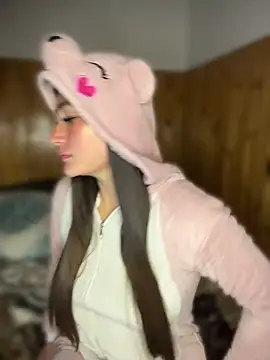 Miss Dani online show from 04-25-26, 04:37