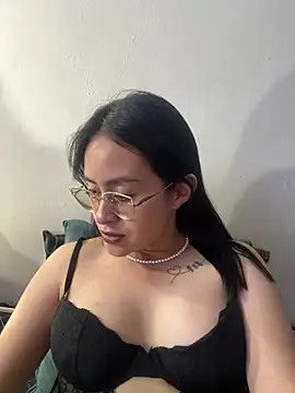 Anni Rose online show from 03-12-26, 12:00