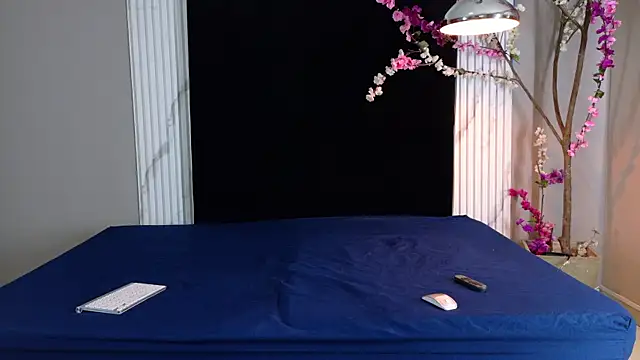 Danteandviolete cr online show from 05-06-26, 11:37