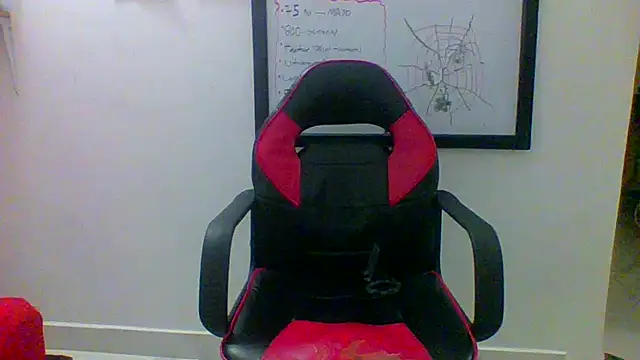 Snapshot of charles_king chatting on 05-15-26, 10:50 charles king online show from 05-15-26, 10:50
