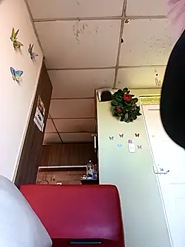 Lucia Rios online show from 04-25-26, 09:34