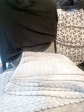 p13guy42 online show from 04-26-26, 06:16