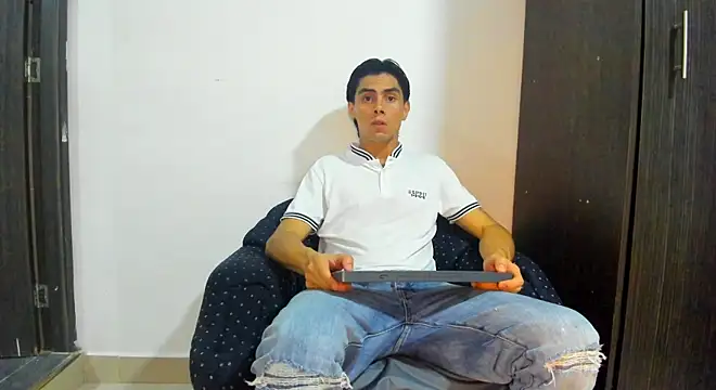 Daniel Rochax online show from 04-16-26, 12:06