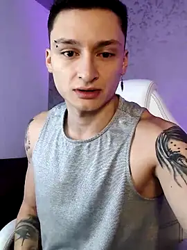 DIEGO JONES online show from 04-11-26, 01:04