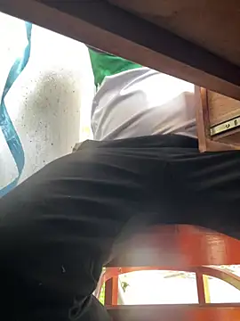 hoang15075 online show from 03-13-26, 06:42