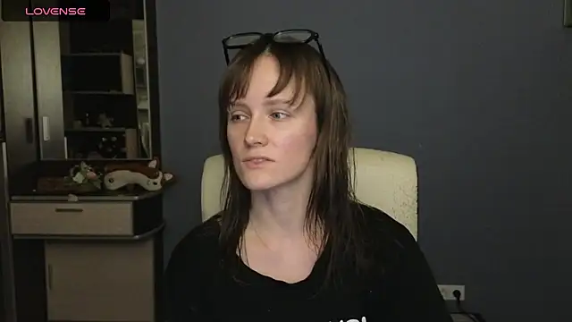 Tender Swan online show from 04-17-26, 09:51