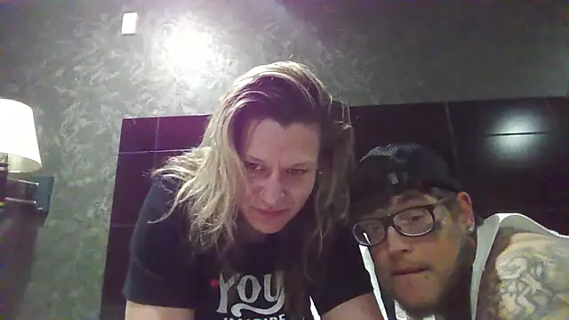 Darkcrowncouple online show from 03-09-26, 12:09