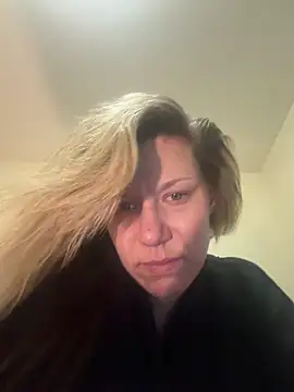 Darkcrowncouple online show from 03-12-26, 08:53