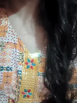 MUSKAN 786786- online show from 03-10-26, 06:40