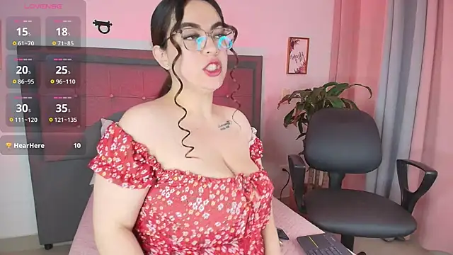 Kiara noirr online show from 04-24-26, 11:34