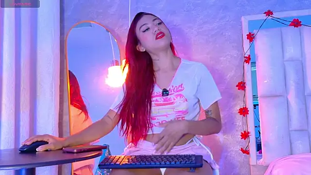 Bella-Sanders online show from 04-24-26, 12:29