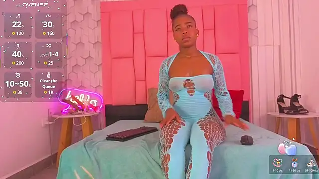 ashlleyray online show from 04-13-26, 06:57