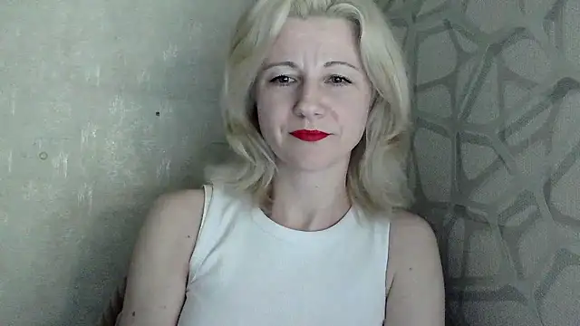 Katerina-Kissa online show from 03-17-26, 06:55