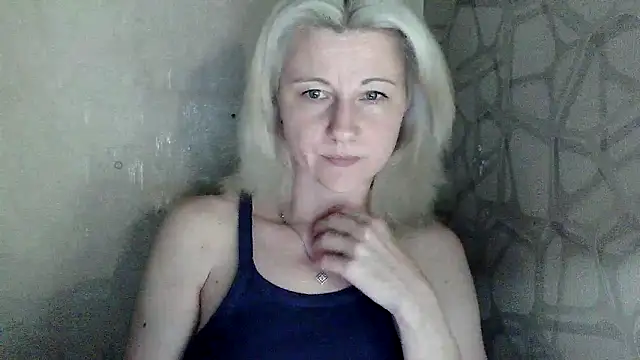 Katerina-Kissa online show from 05-12-26, 06:27