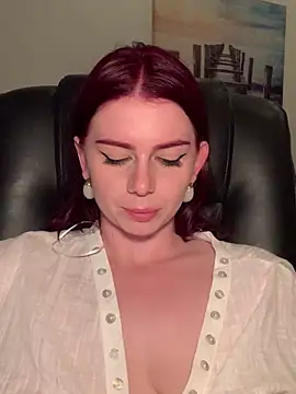 VelvetChloe online show from 05-31-26, 06:09