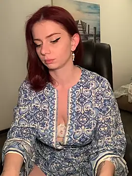 VelvetChloe online show from 06-18-26, 01:26