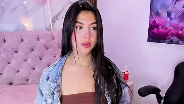 Snapshot of AbrilQuintana_ chatting on 04-30-26, 11:27 AbrilQuintana online show from 04-30-26, 11:27