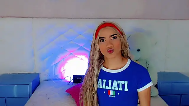 catriona queen16 online show from 07-29-26, 04:21