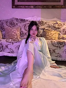 hot soft22 online show from 04-19-26, 03:44