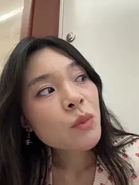 hot soft22 online show from 04-24-26, 10:07