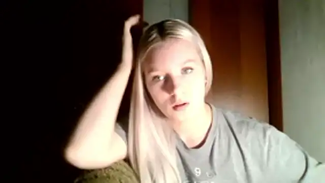 Glowing Jessica online show from 03-11-26, 04:24