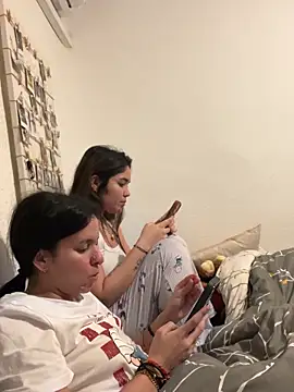 Snapshot of Genblan chatting on 03-07-26, 10:07 Genblan online show from 03-07-26, 10:07