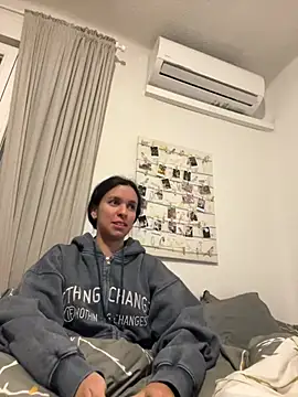 Snapshot of Genblan chatting on 03-09-26, 01:59 Genblan online show from 03-09-26, 01:59