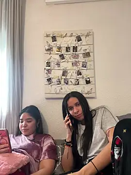 Snapshot of Genblan chatting on 03-26-26, 01:17 Genblan online show from 03-26-26, 01:17