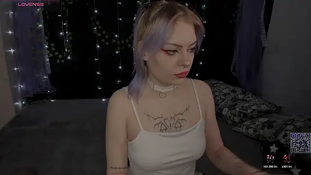 Nyokstynni online show from 03-10-26, 12:48