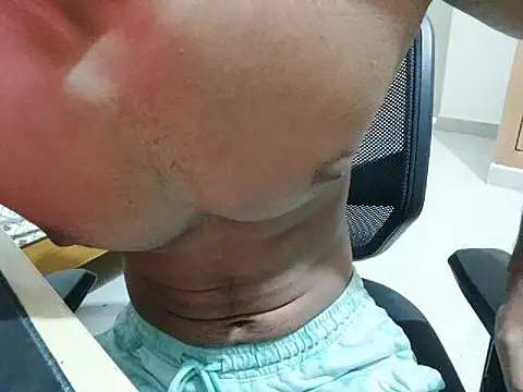 kratosTheHunk online show from 04-21-26, 07:47