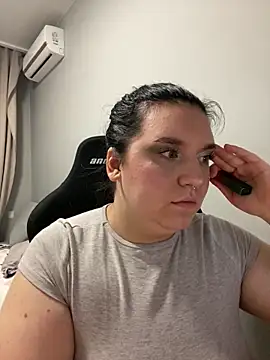 Luizaa004 online show from 03-01-26, 08:22