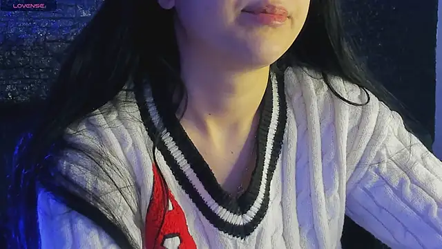 KiarraNoir online show from 03-11-26, 08:26