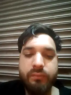 Snapshot of areee214 chatting on 06-12-26, 10:41 areee214 online show from 06-12-26, 10:41