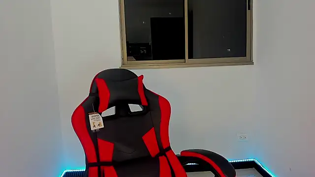 Mnell28 online show from 03-10-26, 06:51