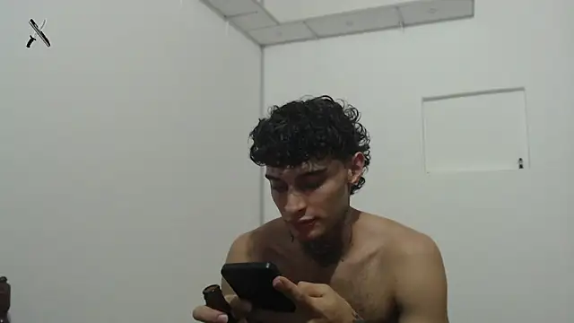 Snapshot of yourxcyberxangel chatting on 03-05-26, 01:45 yourxcyberxangel online show from 03-05-26, 01:45