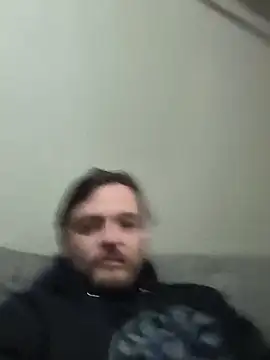 Snapshot of vikingo3333 chatting on 06-11-26, 05:49 vikingo3333 online show from 06-11-26, 05:49