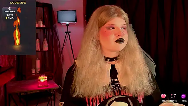 LilithNlsn online show from 04-07-26, 12:33