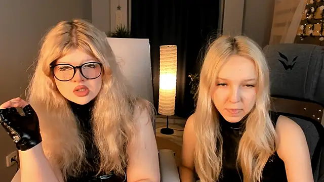 LilithNlsn online show from 06-13-26, 10:02