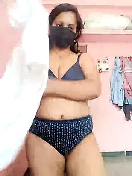 Miss-Dolly07 online show from 04-11-26, 06:07