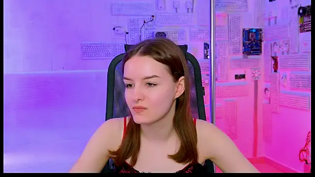 Snapshot of KellieBanshe chatting on 06-05-26, 08:20 KellieBanshe online show from 06-05-26, 08:20